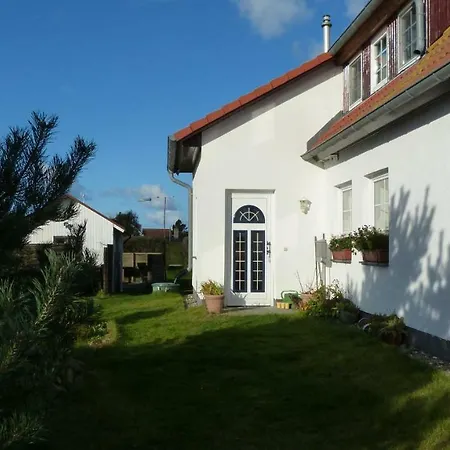 Apartment Ferienwohnung 2, Neuendorf - Hiddensee Neuendorf (Hiddensee)