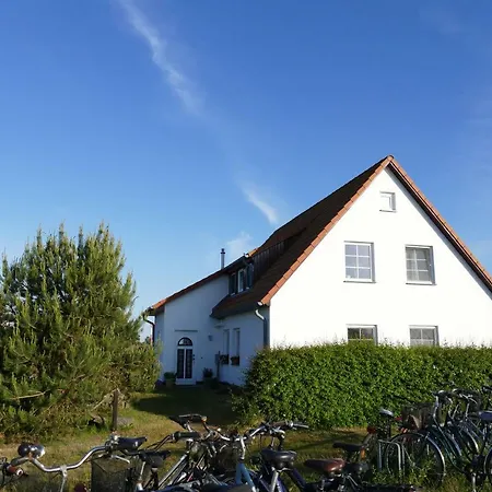 Apartment Ferienwohnung 2, Neuendorf - Hiddensee Neuendorf (Hiddensee)